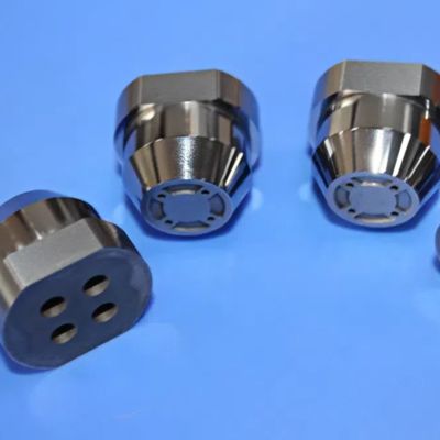 Đế định vị chính xác đồng trục bốn lỗ ±0.003mm với khả năng chống nhiễu từ tính cho đóng gói bán dẫn